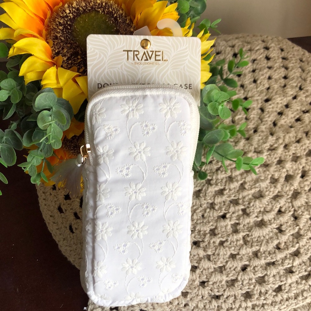 White Floral Embroidered Double Eyeglass Case